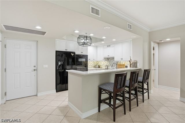 2738 Tiburon BLVD E B104, Naples, FL 34109