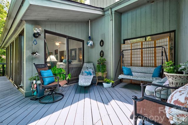 3 King Haigler Chase Street, Lake Wylie, SC 29710