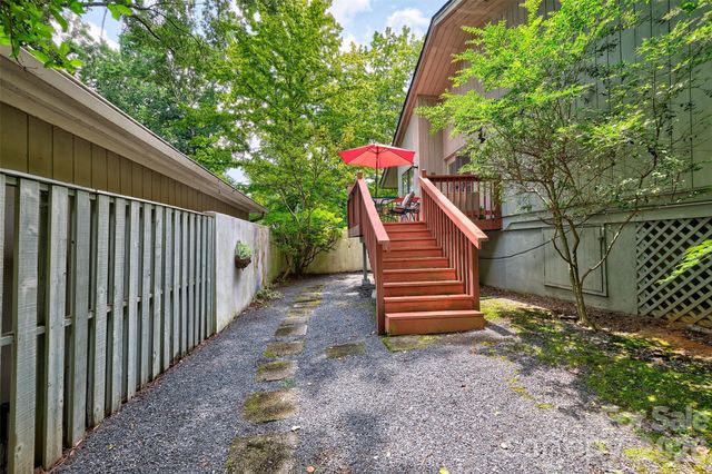 3 King Haigler Chase Street, Lake Wylie, SC 29710