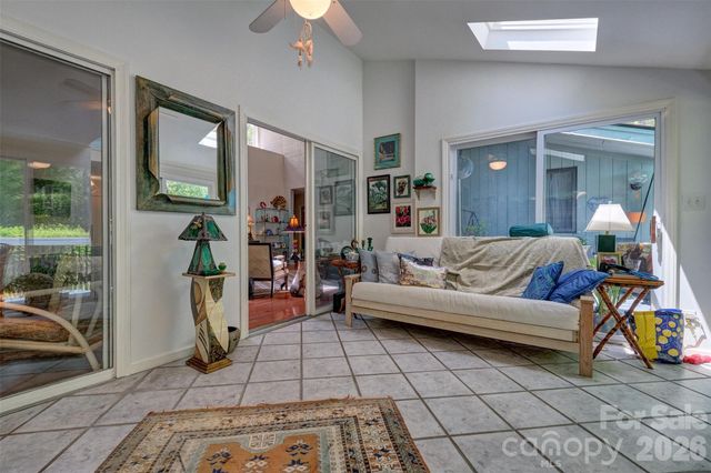 3 King Haigler Chase Street, Lake Wylie, SC 29710