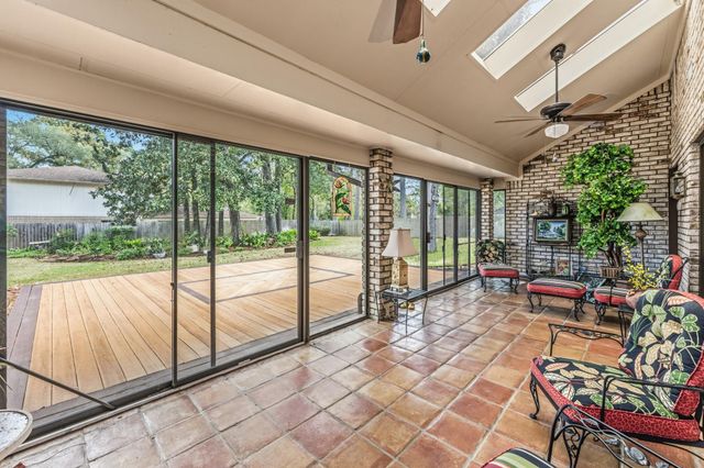 241 Hickory Street, Huntsville, TX 77320