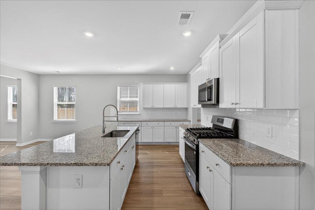 Image 13 of property listing at 1896 Nola Run, Summerville, SC 29485