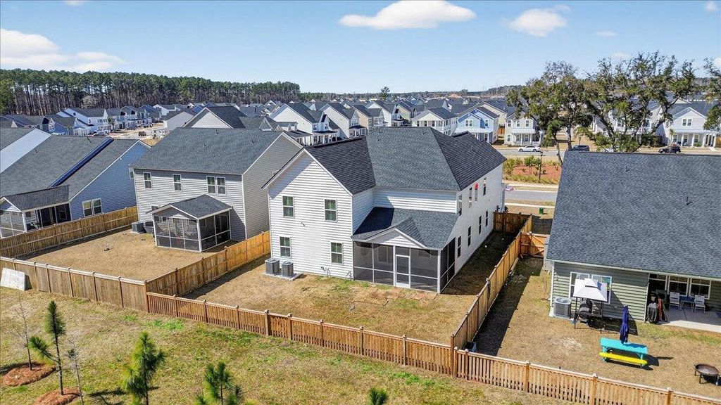 Image 3 of property listing at 1896 Nola Run, Summerville, SC 29485