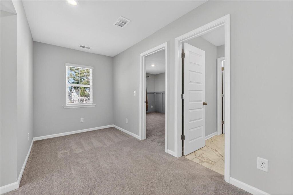 Image 39 of property listing at 1896 Nola Run, Summerville, SC 29485