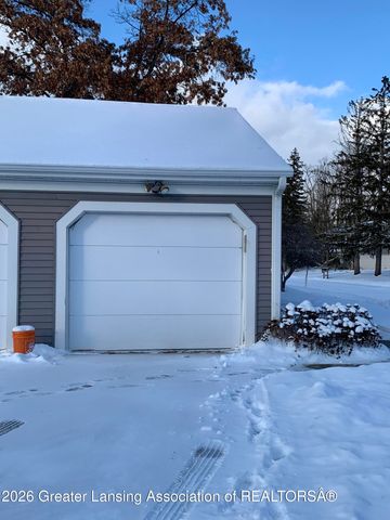 1227 Chartwell Carriage Way, East Lansing, MI 48823