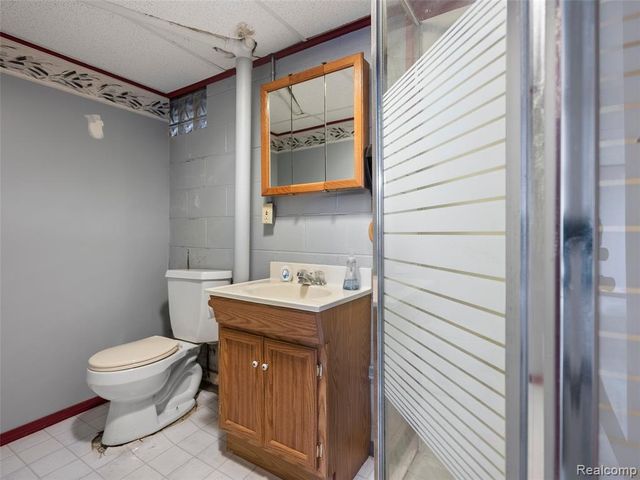 18917 Martin Road, Roseville, MI 48066