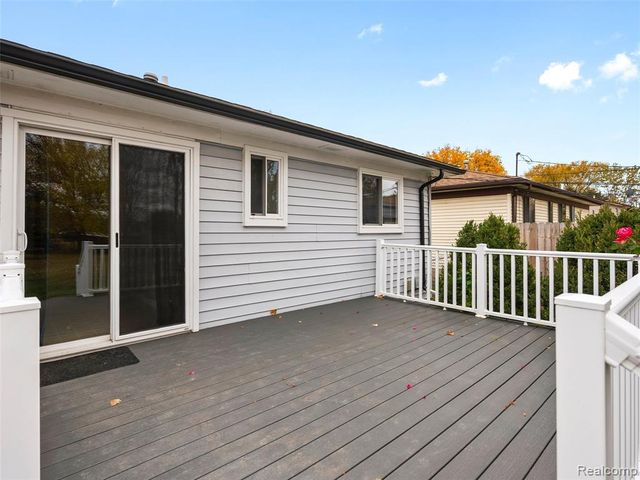 18917 Martin Road, Roseville, MI 48066