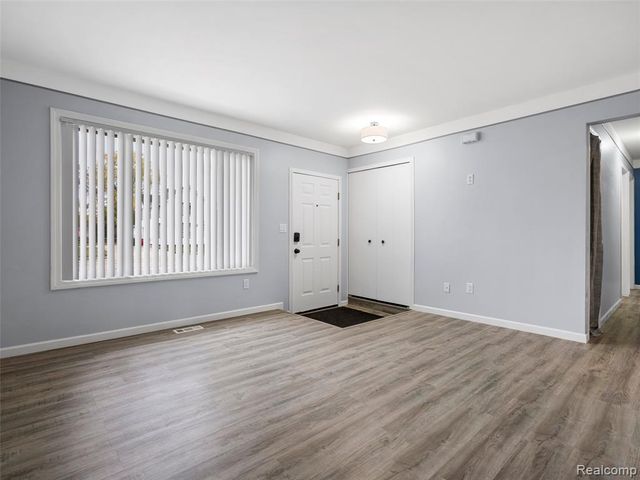 18917 Martin Road, Roseville, MI 48066