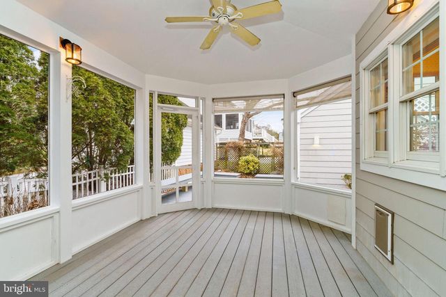 241 CLAY HILL CIR, Cockeysville, MD 21030