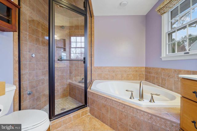 241 CLAY HILL CIR, Cockeysville, MD 21030