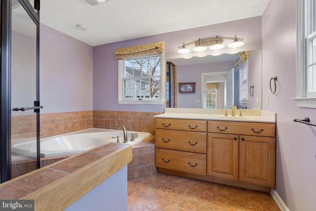 241 CLAY HILL CIR, Cockeysville, MD 21030