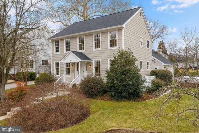 241 CLAY HILL CIR, Cockeysville, MD 21030