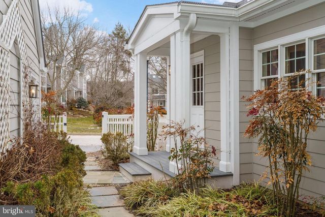 241 CLAY HILL CIR, Cockeysville, MD 21030