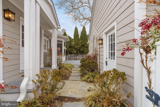 241 CLAY HILL CIR, Cockeysville, MD 21030