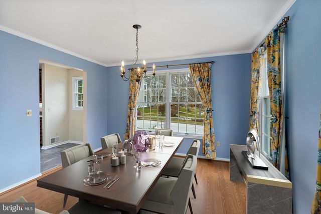 241 CLAY HILL CIR, Cockeysville, MD 21030