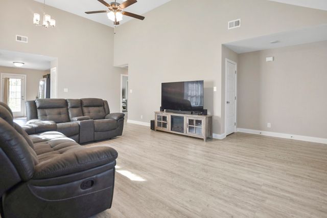 853 Lutz Lane, Clarksville, TN 37042