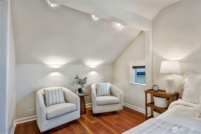 2409 E Alder Street, Seattle, WA 98122