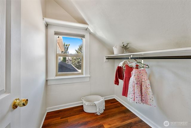 2409 E Alder Street, Seattle, WA 98122