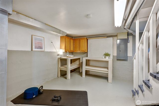 2409 E Alder Street, Seattle, WA 98122