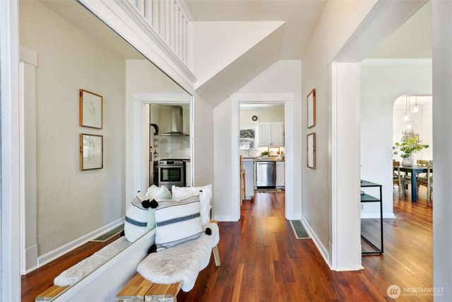 2409 E Alder Street, Seattle, WA 98122