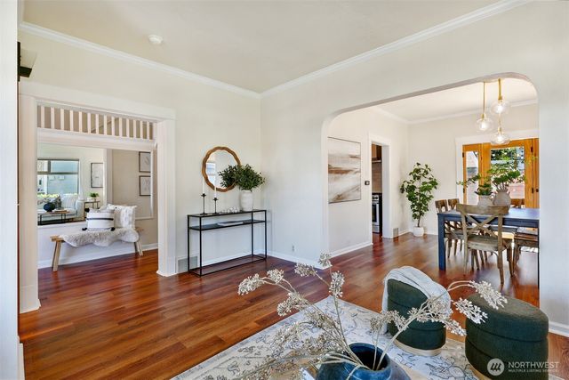 2409 E Alder Street, Seattle, WA 98122