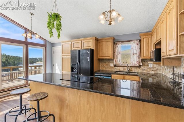 178 Cottonwood Lake Drive, Divide, CO 80814