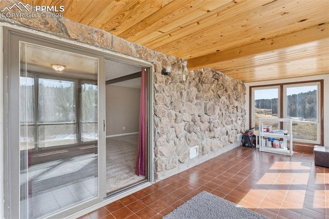 178 Cottonwood Lake Drive, Divide, CO 80814