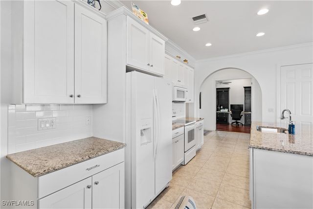 10603 Carena CIR, Fort Myers, FL 33913