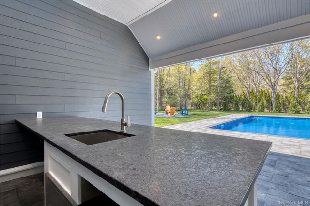 800 Corey Creek Lane, Southold, NY 11971