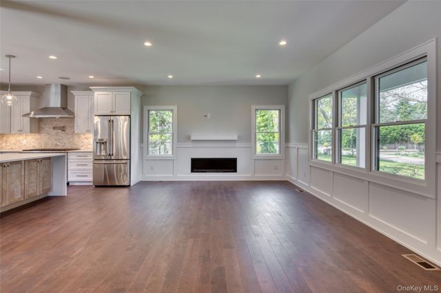 800 Corey Creek Lane, Southold, NY 11971