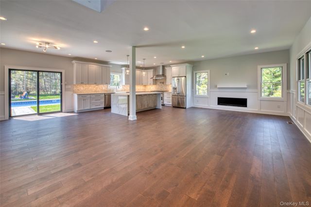800 Corey Creek Lane, Southold, NY 11971