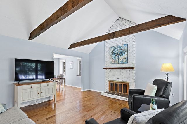 13 Annabel Ln, Franklin, MA 02038