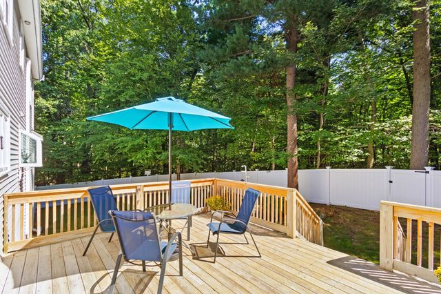 13 Annabel Ln, Franklin, MA 02038