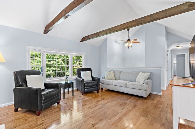 13 Annabel Ln, Franklin, MA 02038