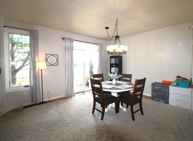 5411 Cobblers Crossing, Mchenry, IL 60050