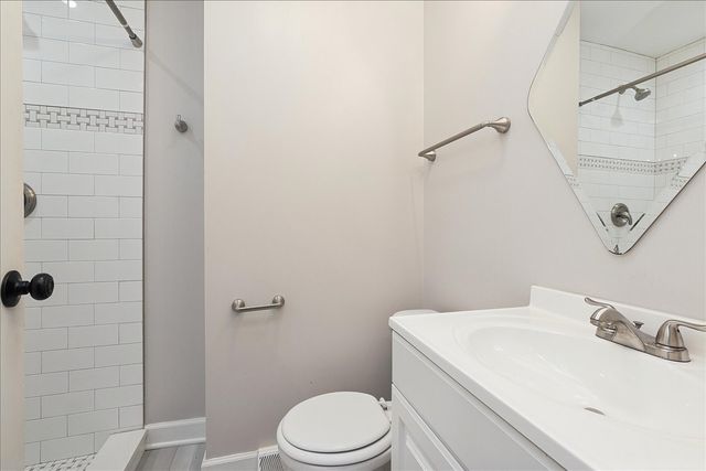 9808 S 51st Avenue, Oak Lawn, IL 60453