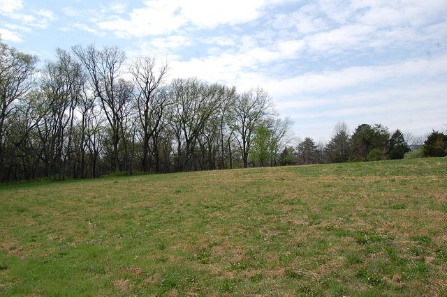 2 Riverbend Lane, Dunlap, TN 37327