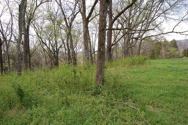 2 Riverbend Lane, Dunlap, TN 37327