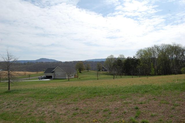 2 Riverbend Lane, Dunlap, TN 37327