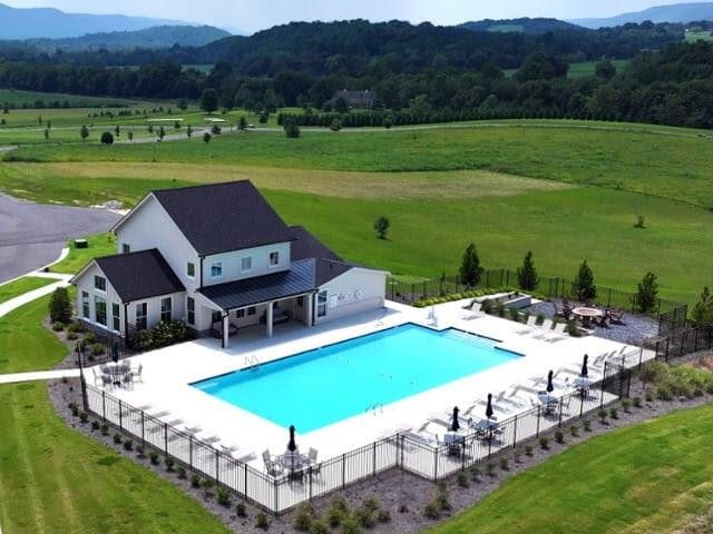 2 Riverbend Lane, Dunlap, TN 37327