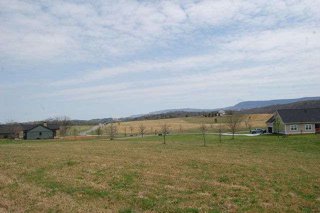 2 Riverbend Lane, Dunlap, TN 37327