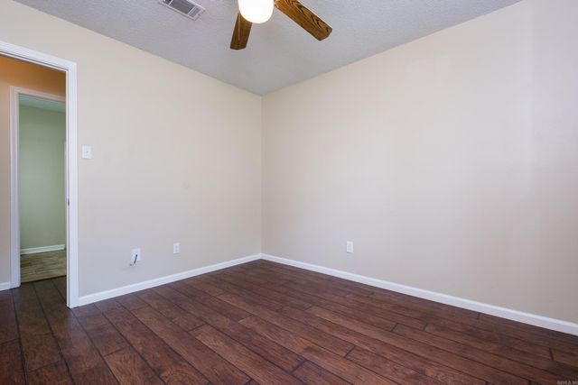 2215 Justus Loop, Bryant, AR 72022