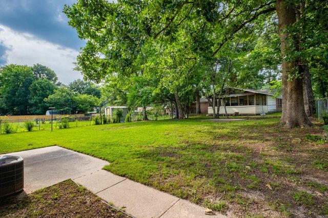 2215 Justus Loop, Bryant, AR 72022
