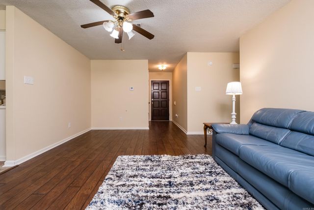 2215 Justus Loop, Bryant, AR 72022