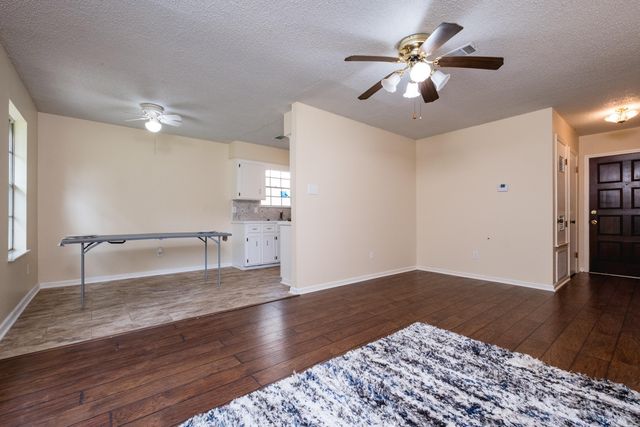 2215 Justus Loop, Bryant, AR 72022