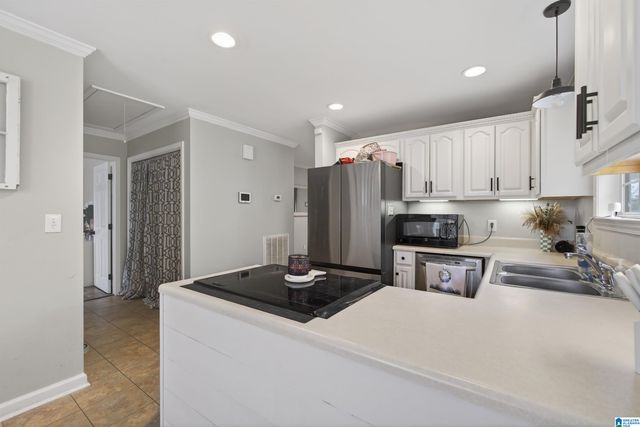 200 CASSY DRIVE, Jemison, AL 35085