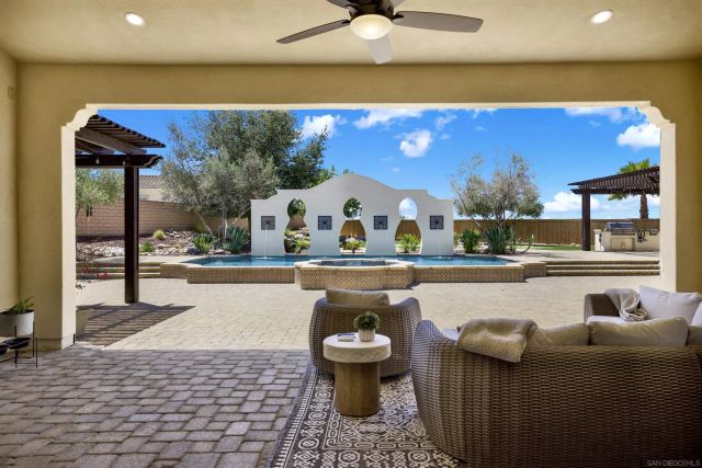 15717 Montbury Pl, San Diego, CA 92131