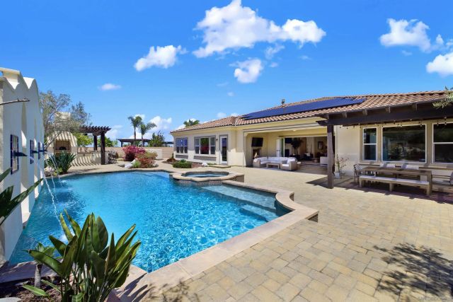 15717 Montbury Pl, San Diego, CA 92131
