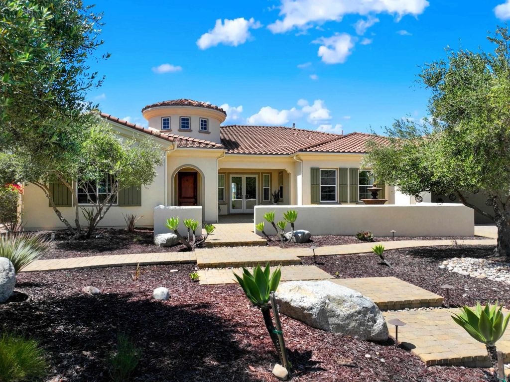 15717 Montbury Pl, San Diego, CA 92131