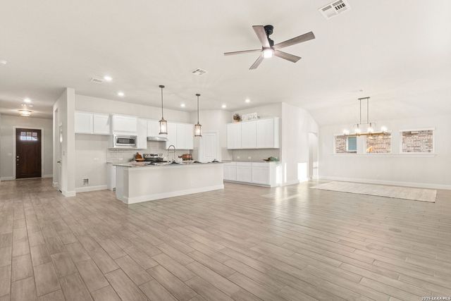 395 Borchers, New Braunfels, TX 78132